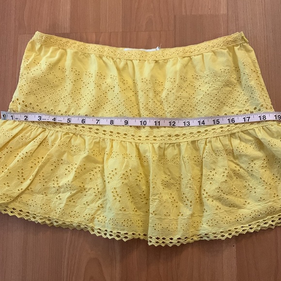 Cute summer women hello size Medium eyelet skirt - Picture 9 of 13